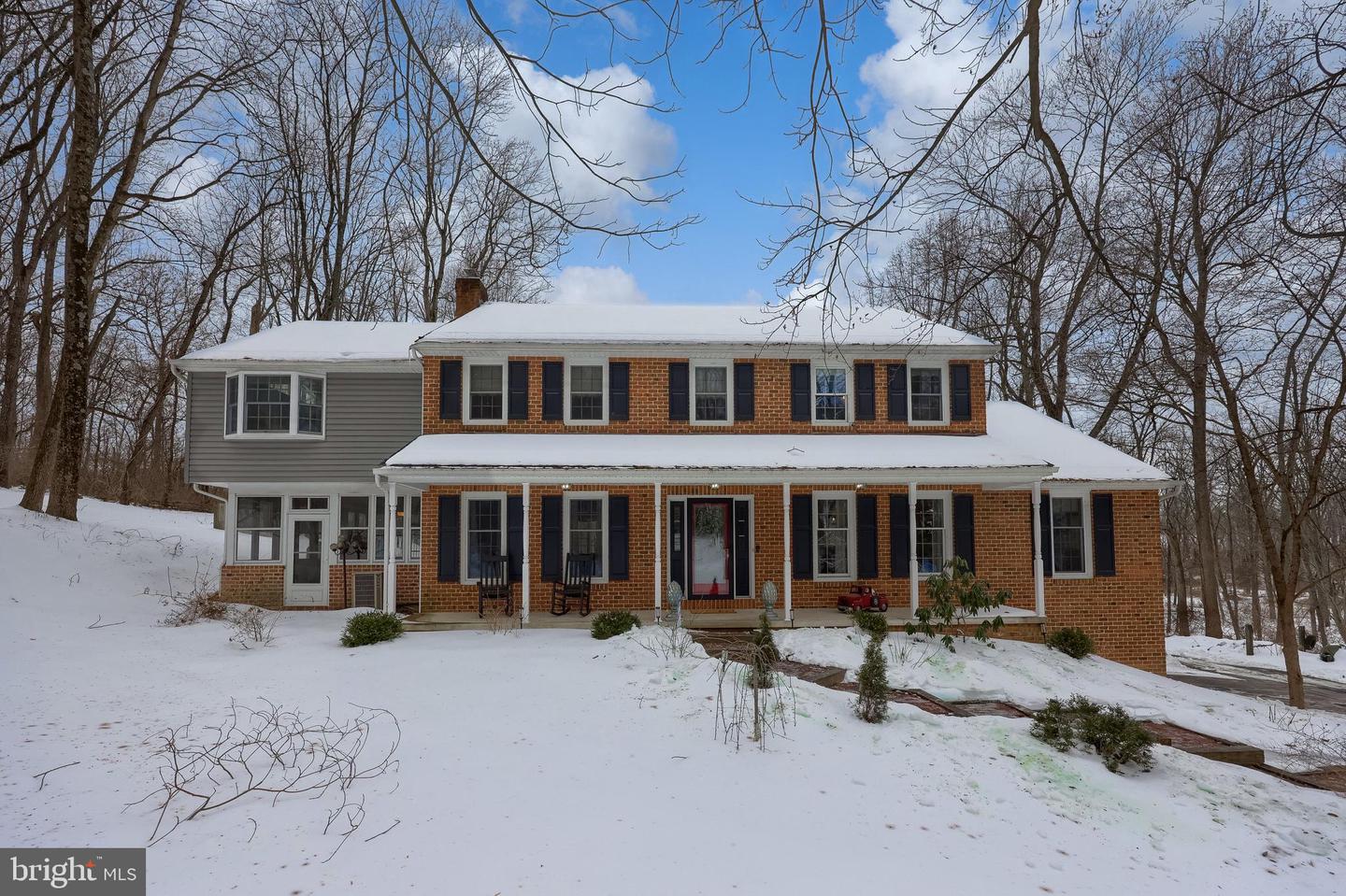 332 Laurel Drive, York