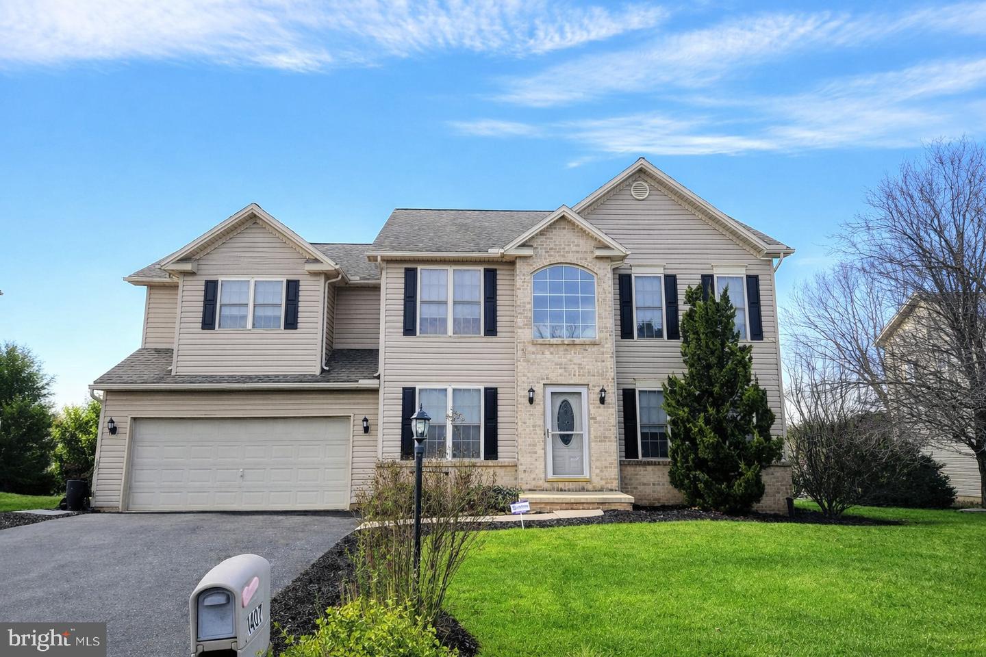 1407 Wheatfield Drive, York