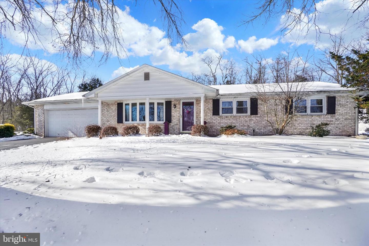 4490 Conewago Road, Dover