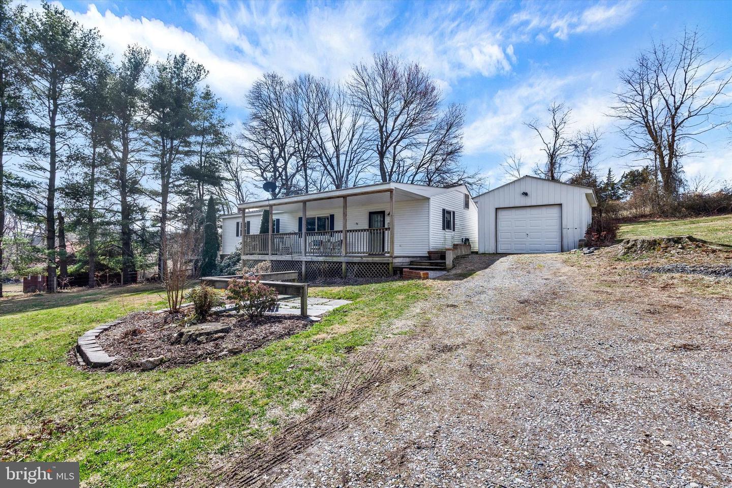 474 Mount Olivet Church Road, Fawn Grove