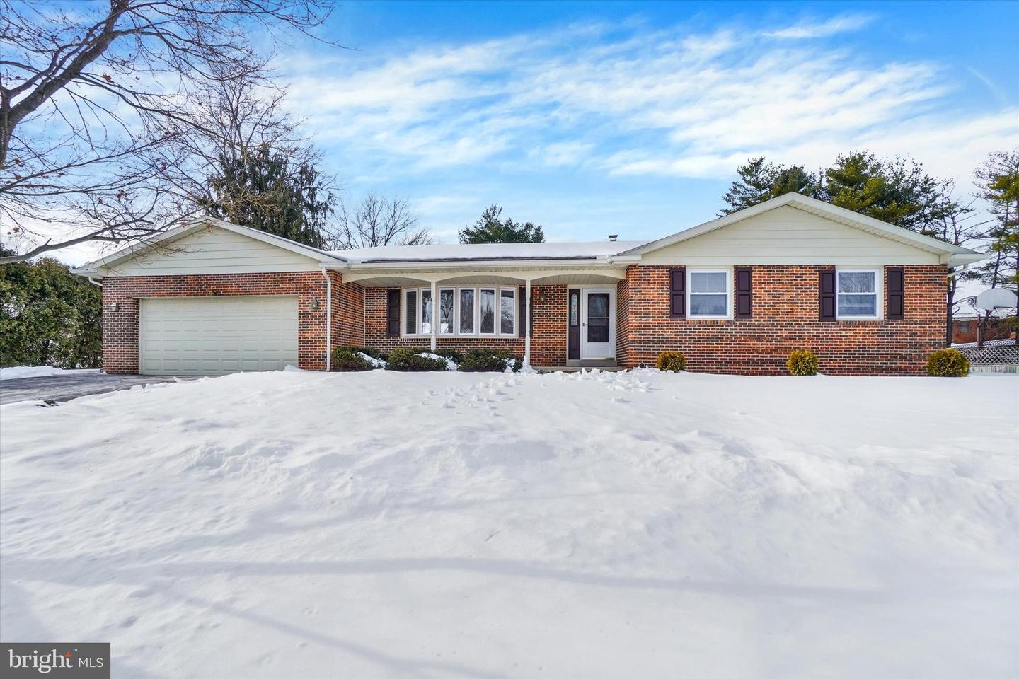 1975 Normandie Drive, York