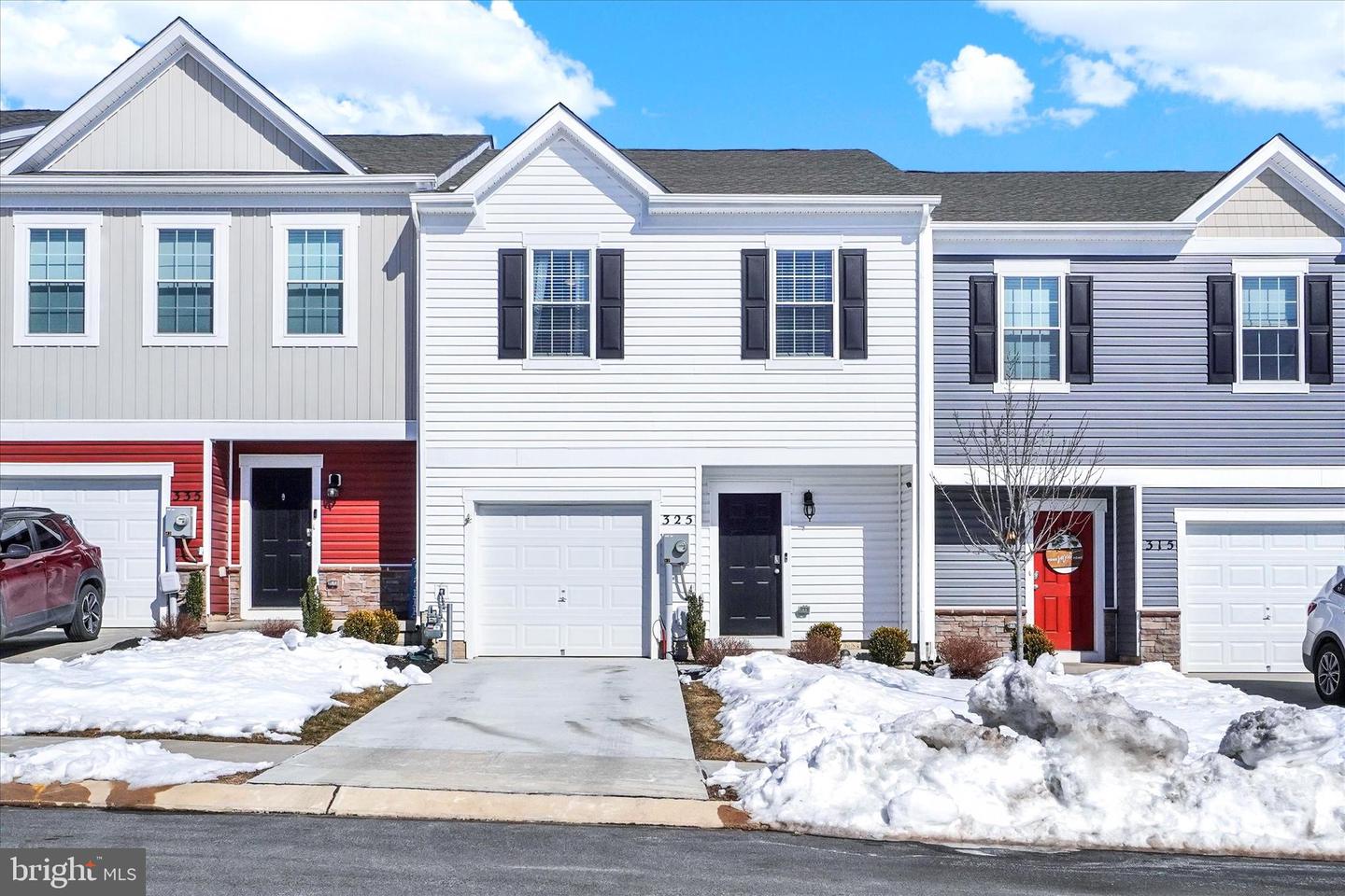 325 Locust Run Drive, York