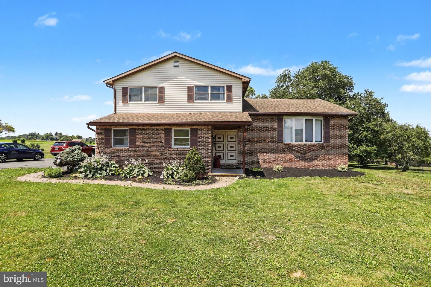 1565 Old Mountain Road