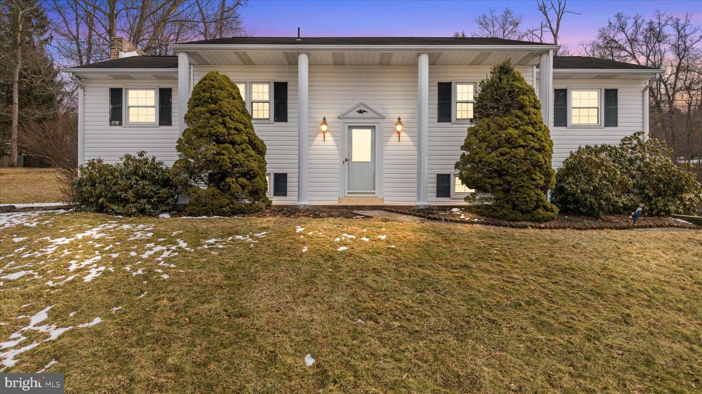 722 Heck Hill Road, Lewisberry