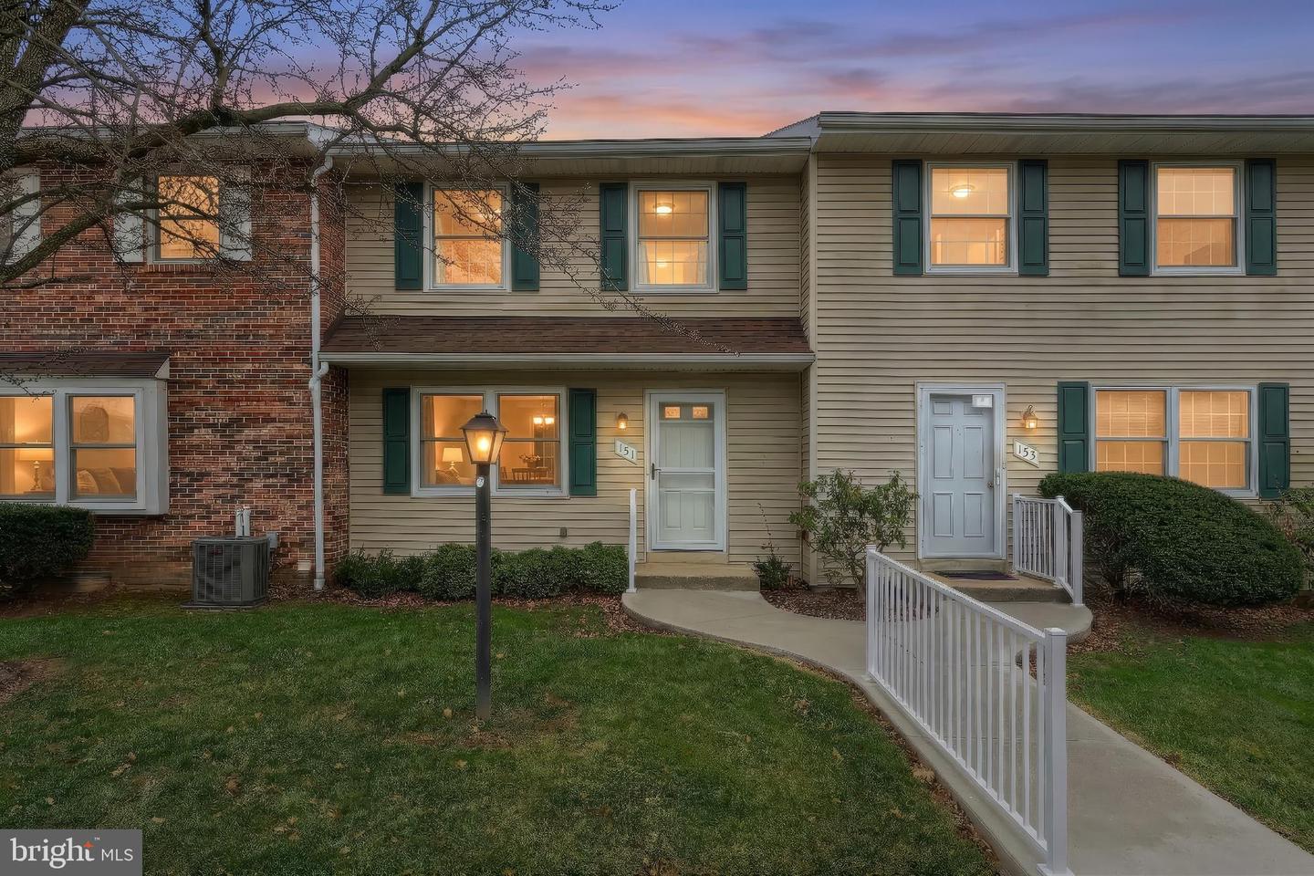 151 Fox Run Drive, York
