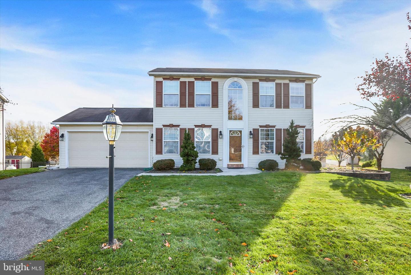 163 Martel Circle, Dillsburg