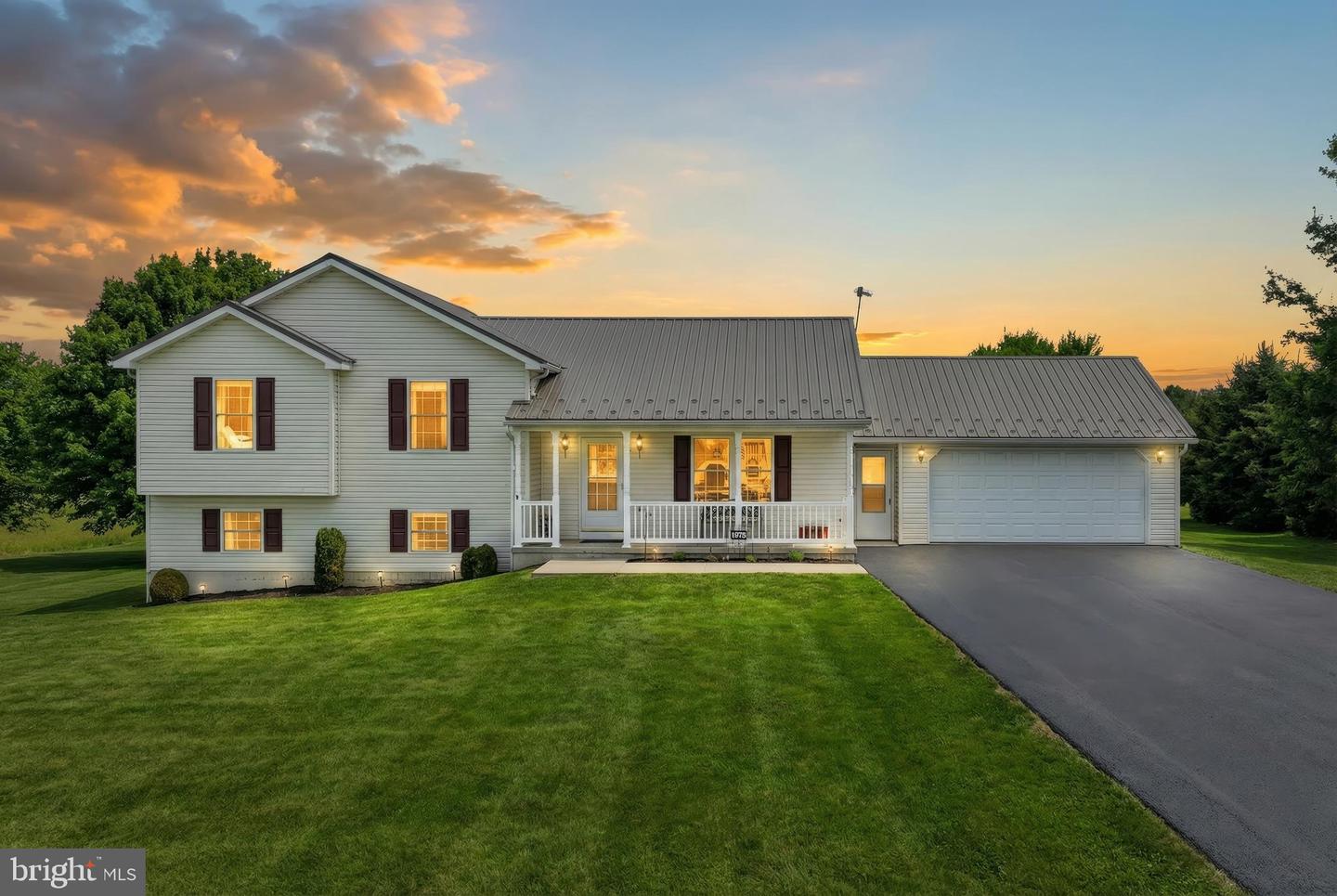 1975 Smith Station Road, Hanover