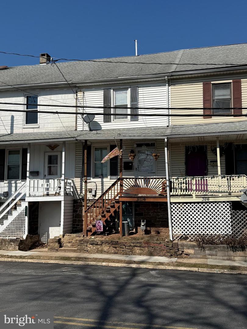 304 Maple Street, Manchester