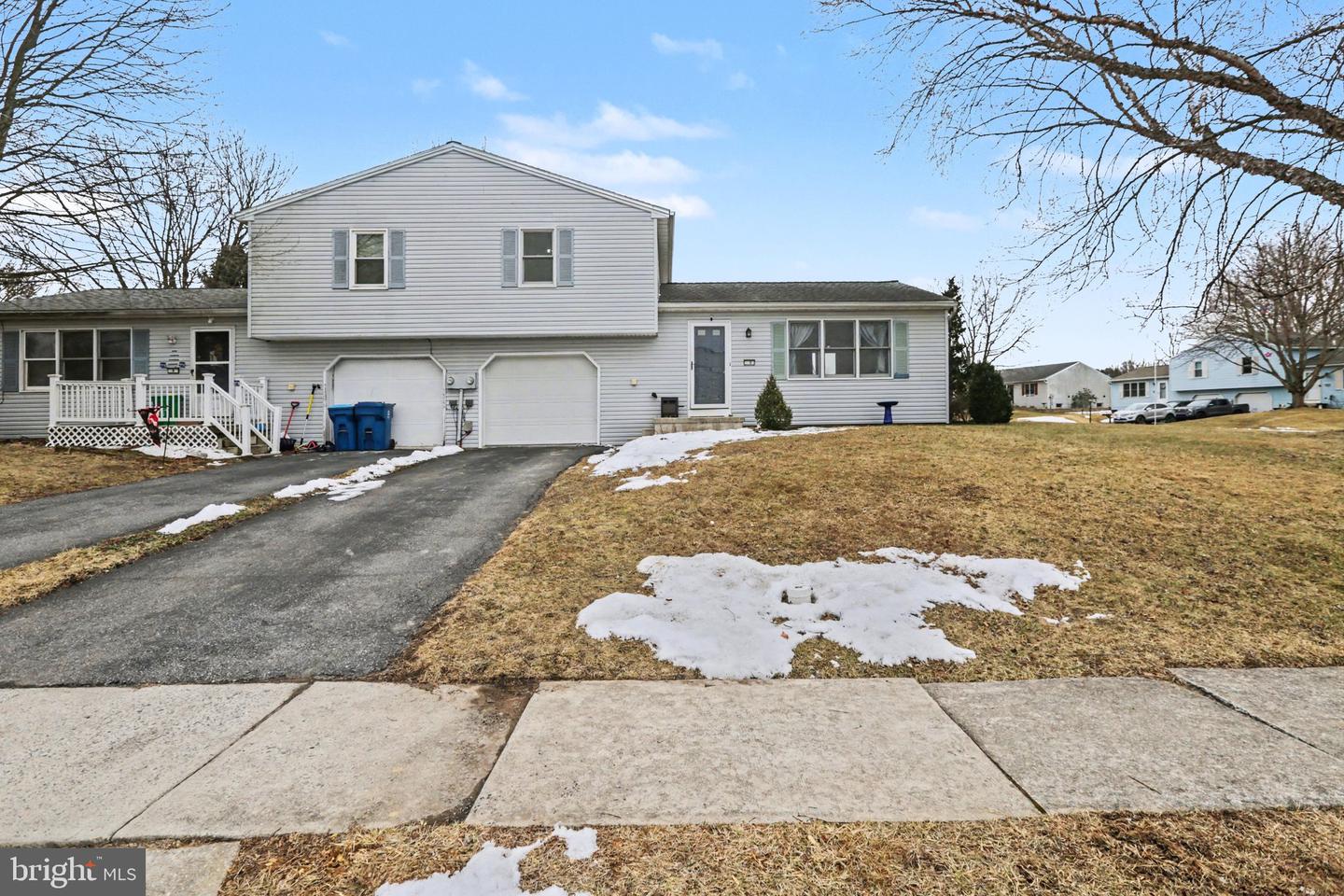 2 Furman Road, Dillsburg