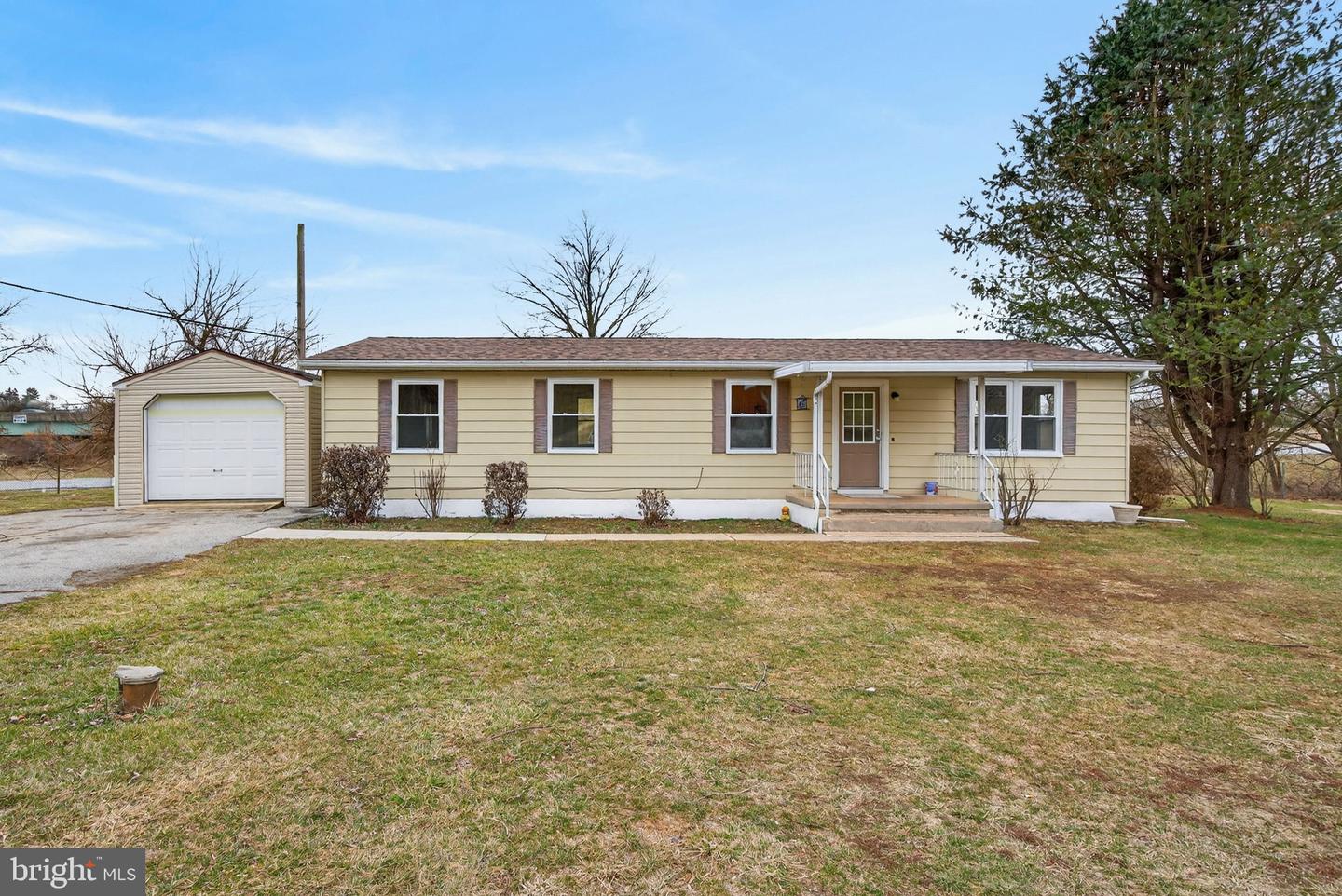 4918 Pleasant Valley Road, York