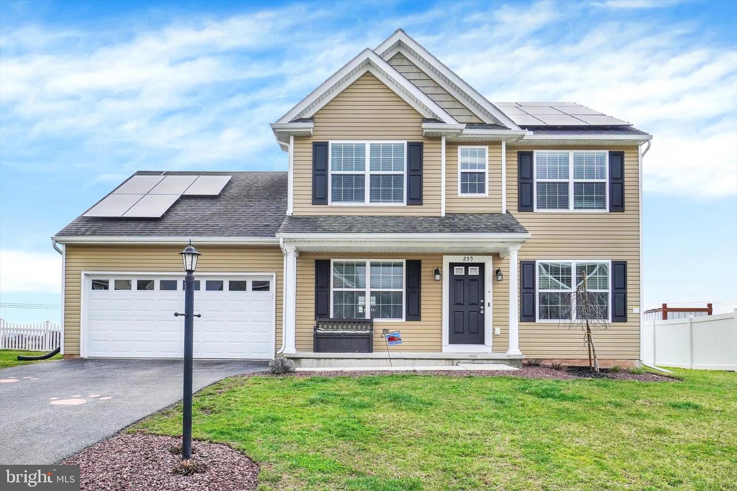 255 Andrew Drive, York
