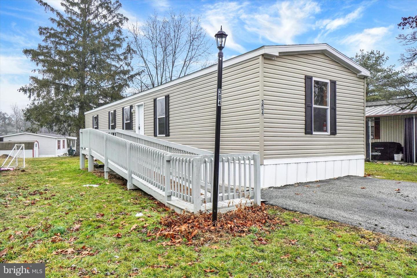 304 Brooklyn Drive, York