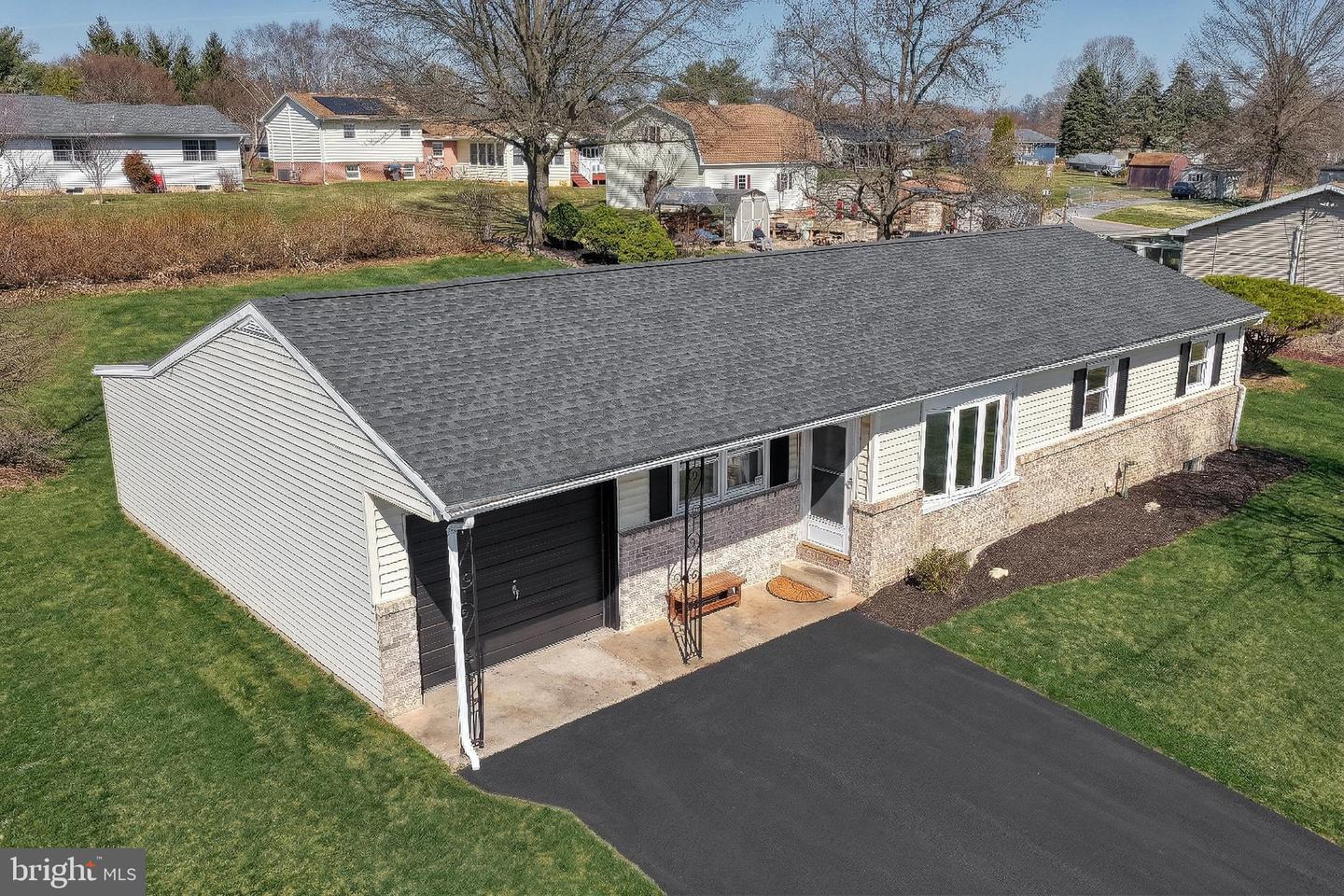 2707 Emig Mill Road, Dover