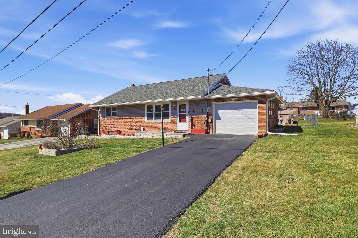 1484 Clayoma Avenue, York
