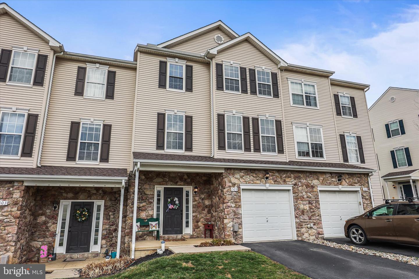 505 Marion Road, York