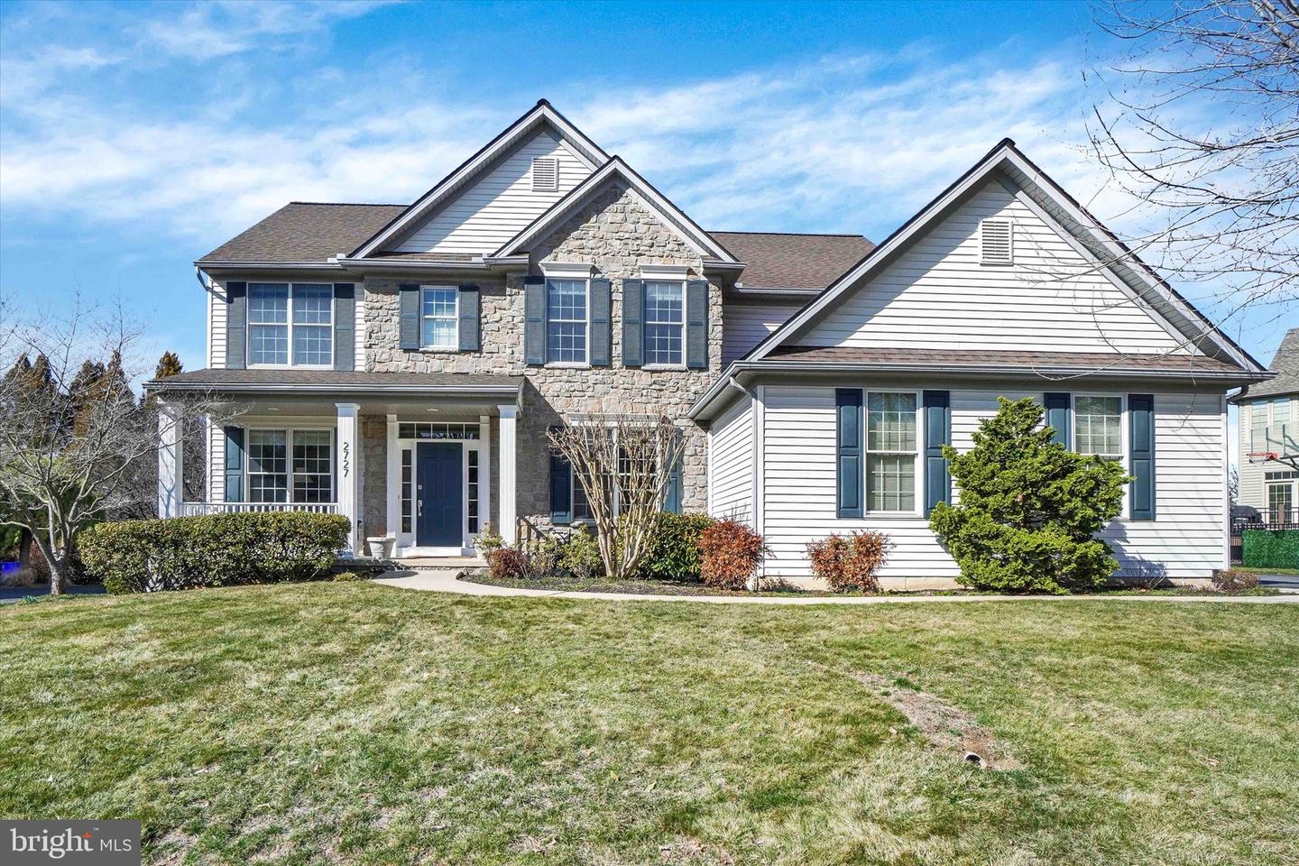 2727 Woodspring Drive, York