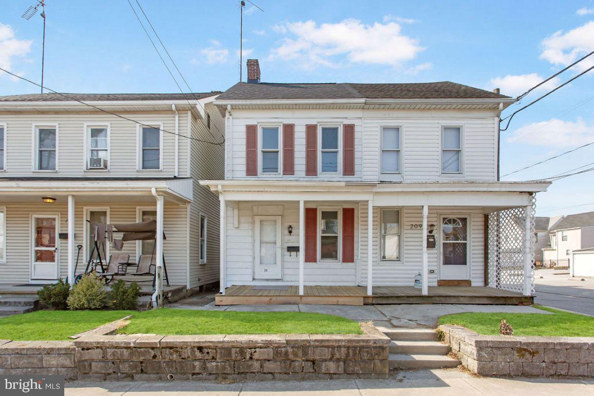 211 Fulton Street, Hanover