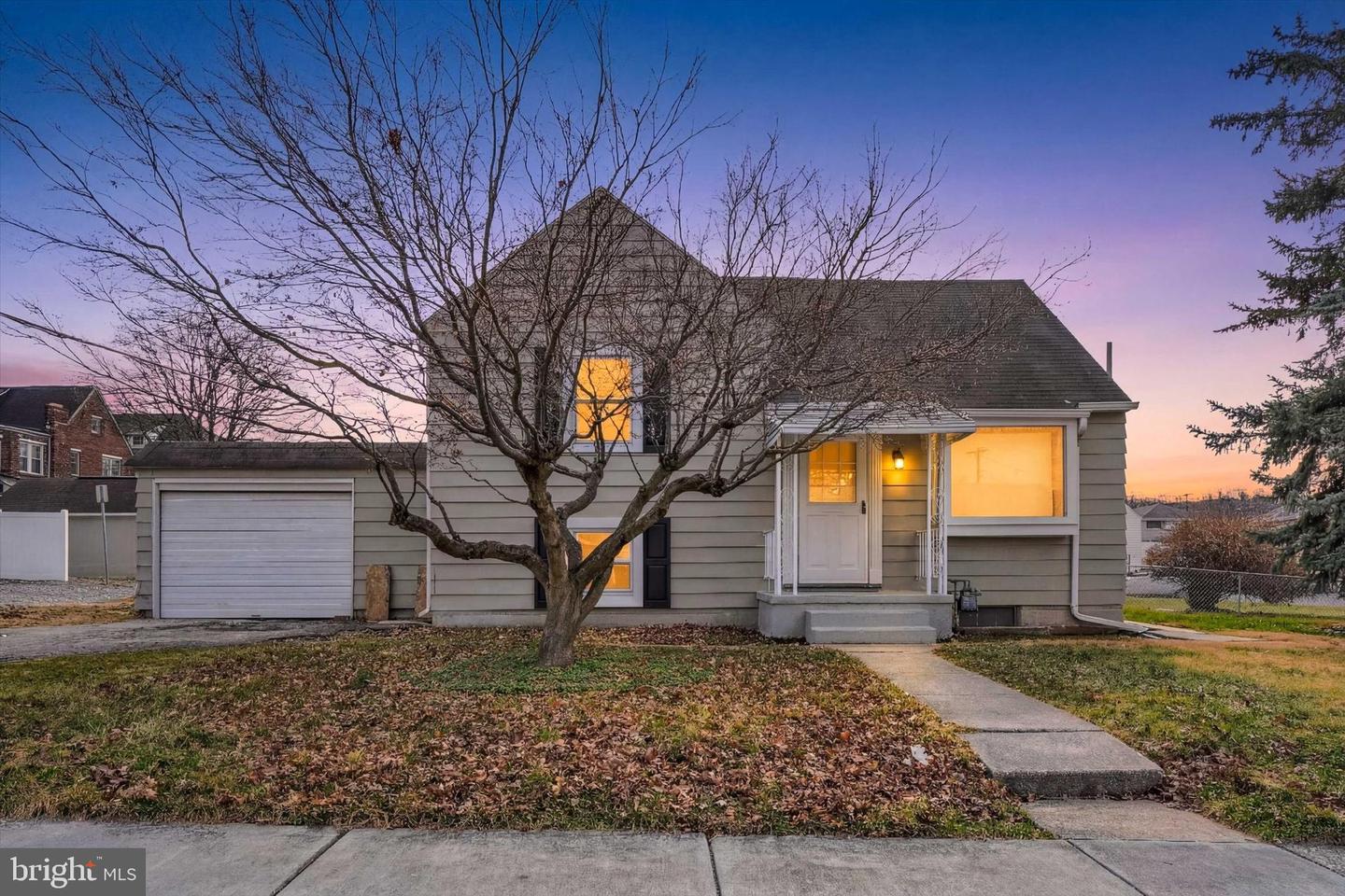 720 Elm Terrace, York