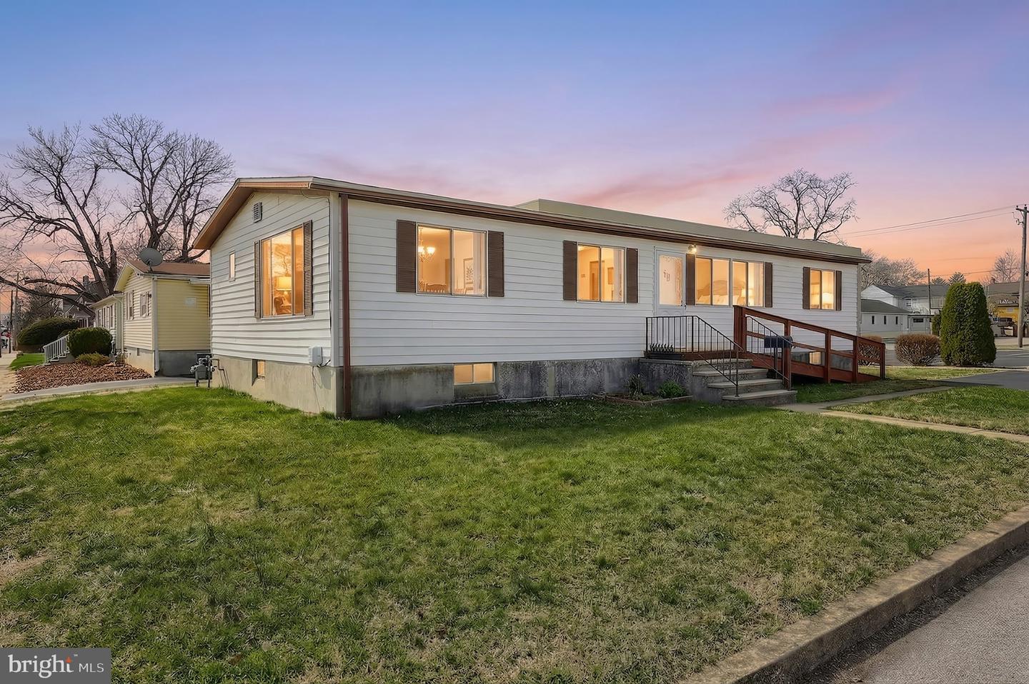 77 2nd Avenue, Hanover