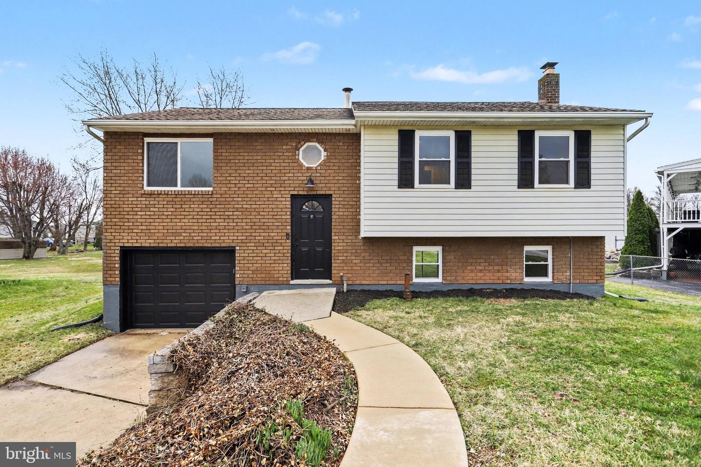 4273 Marlborough Road, Dover