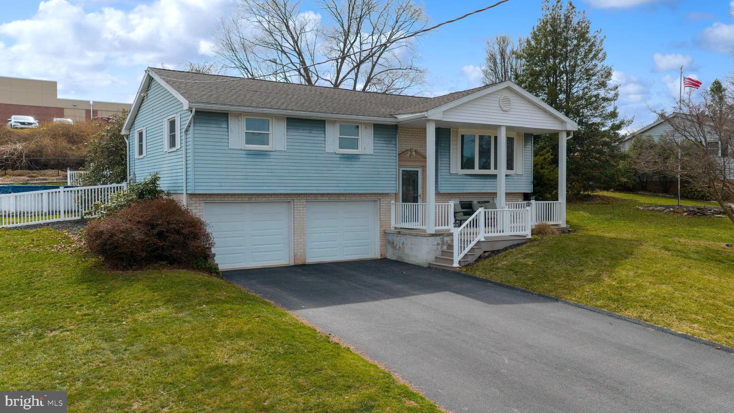 417 Frederick Drive, Dallastown