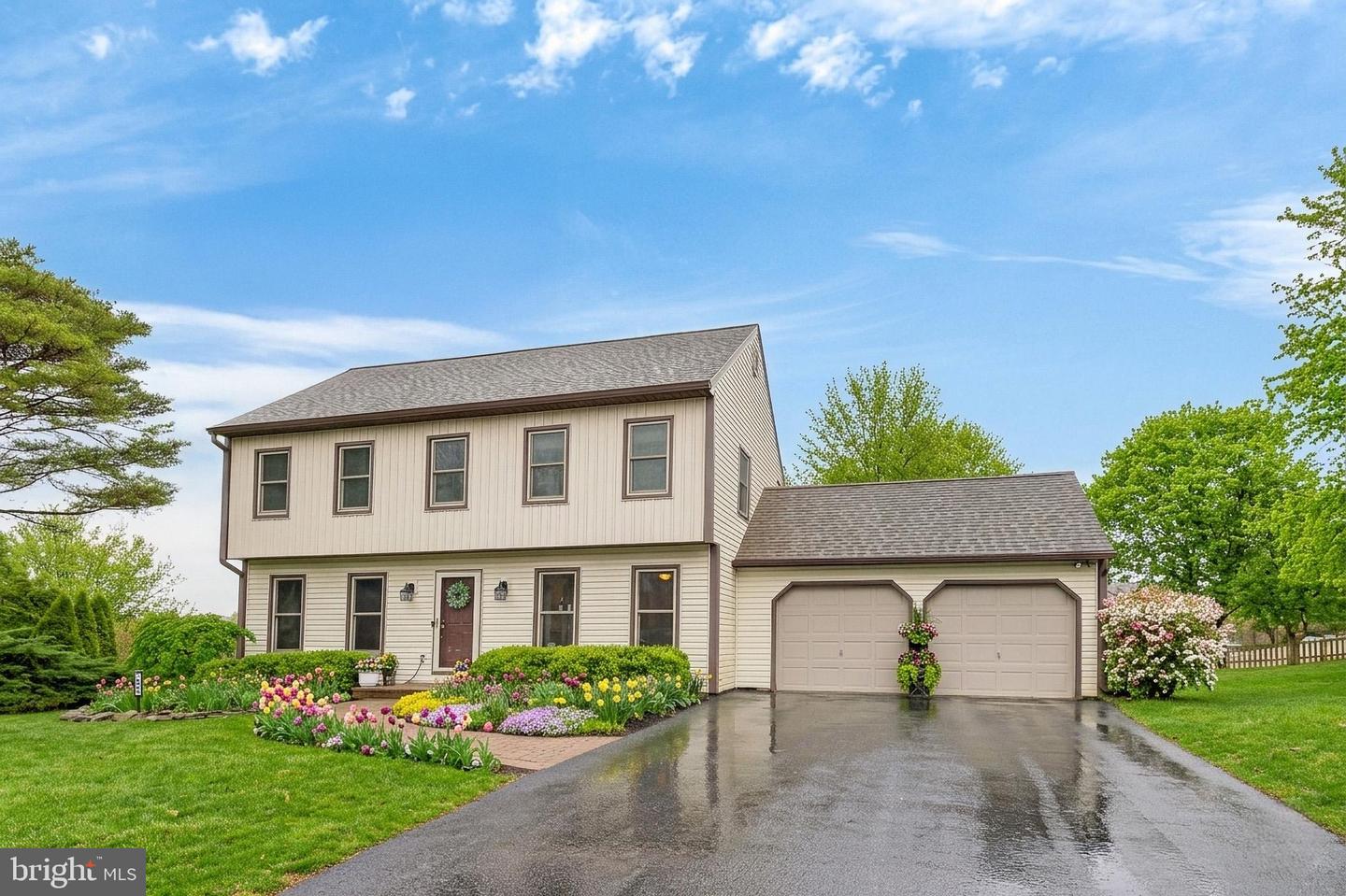 2871 Travis Court, York