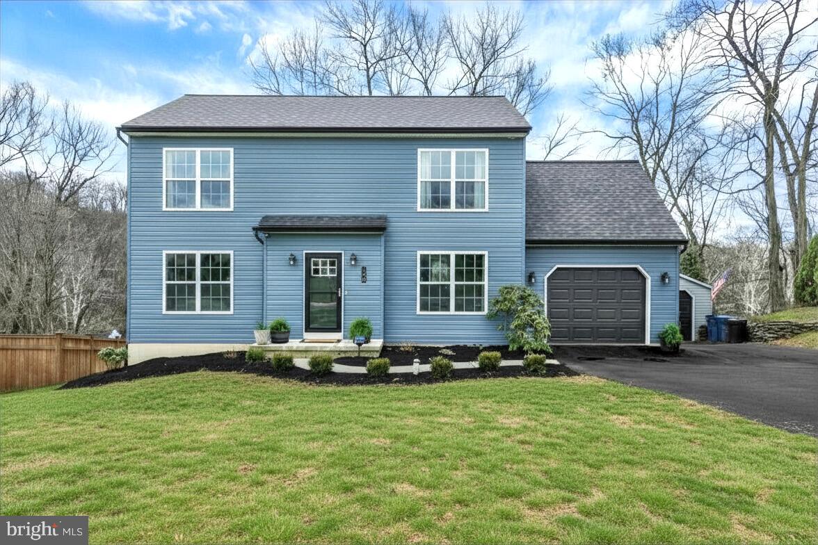 140 Burberry Lane, Mount Wolf