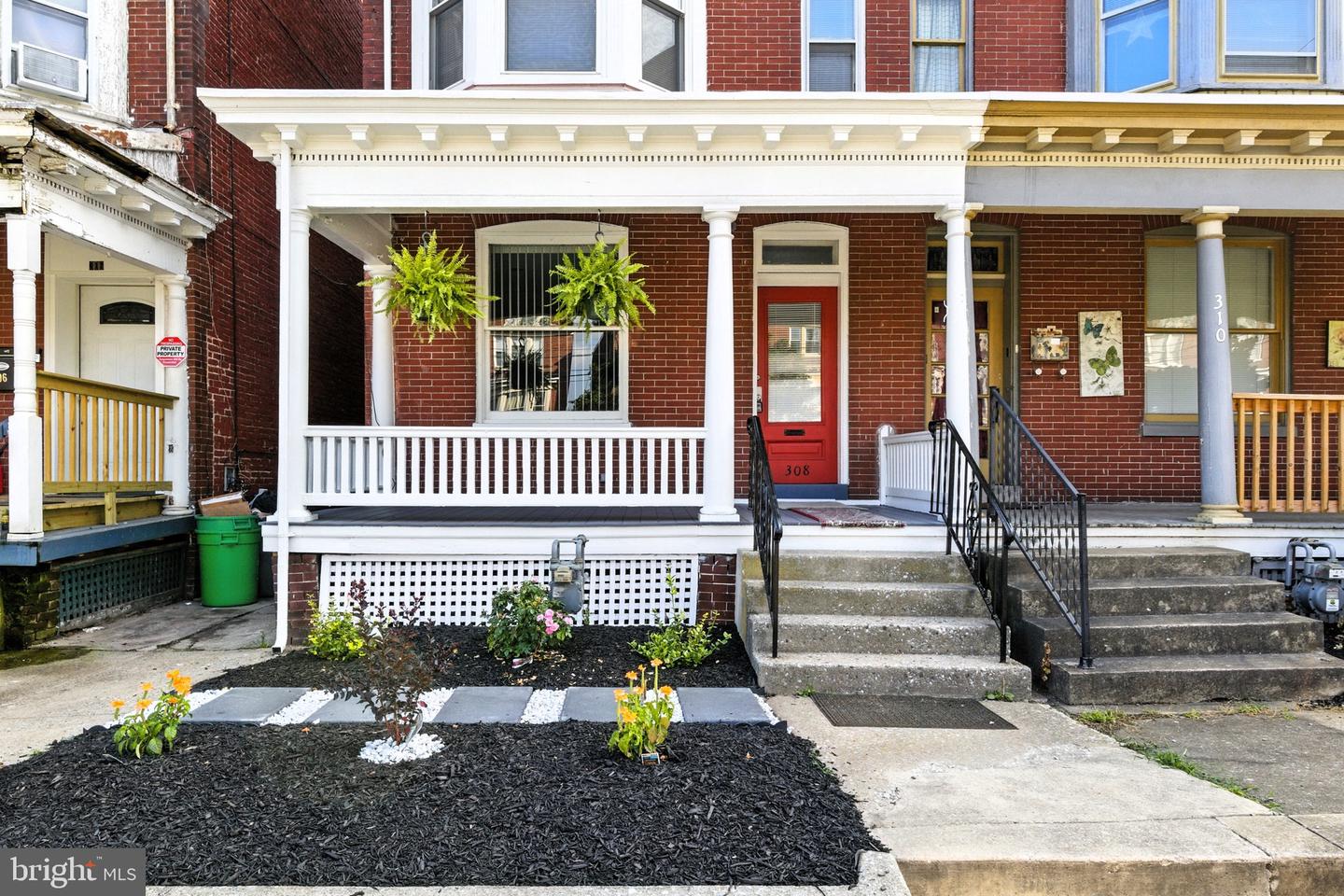 308 Carlisle Avenue, York