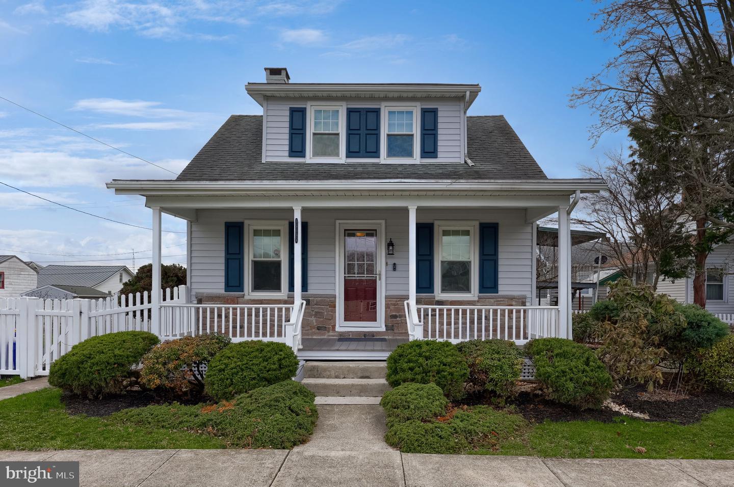 1492 Leonard Street, York