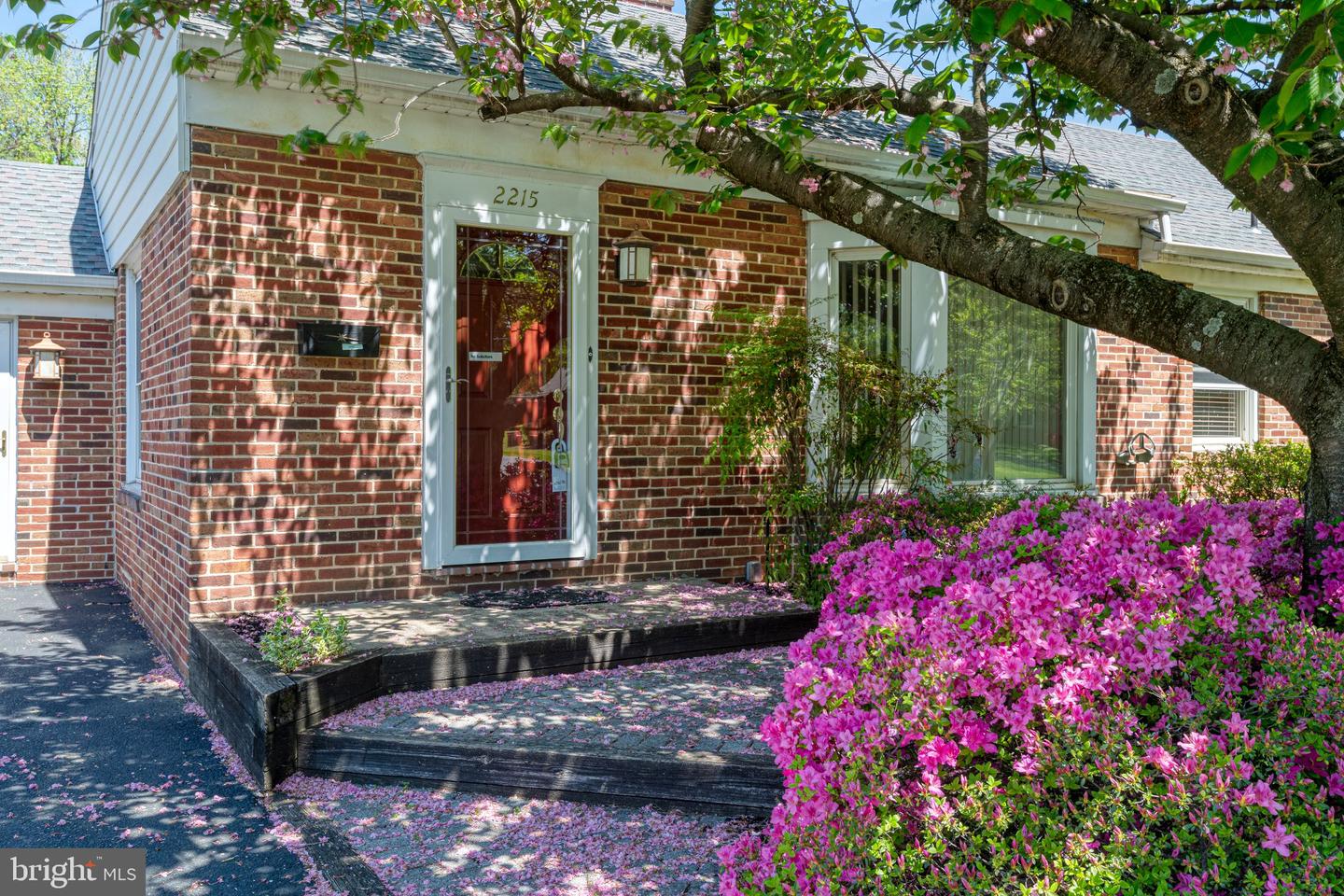 2215 Dixie Drive, York