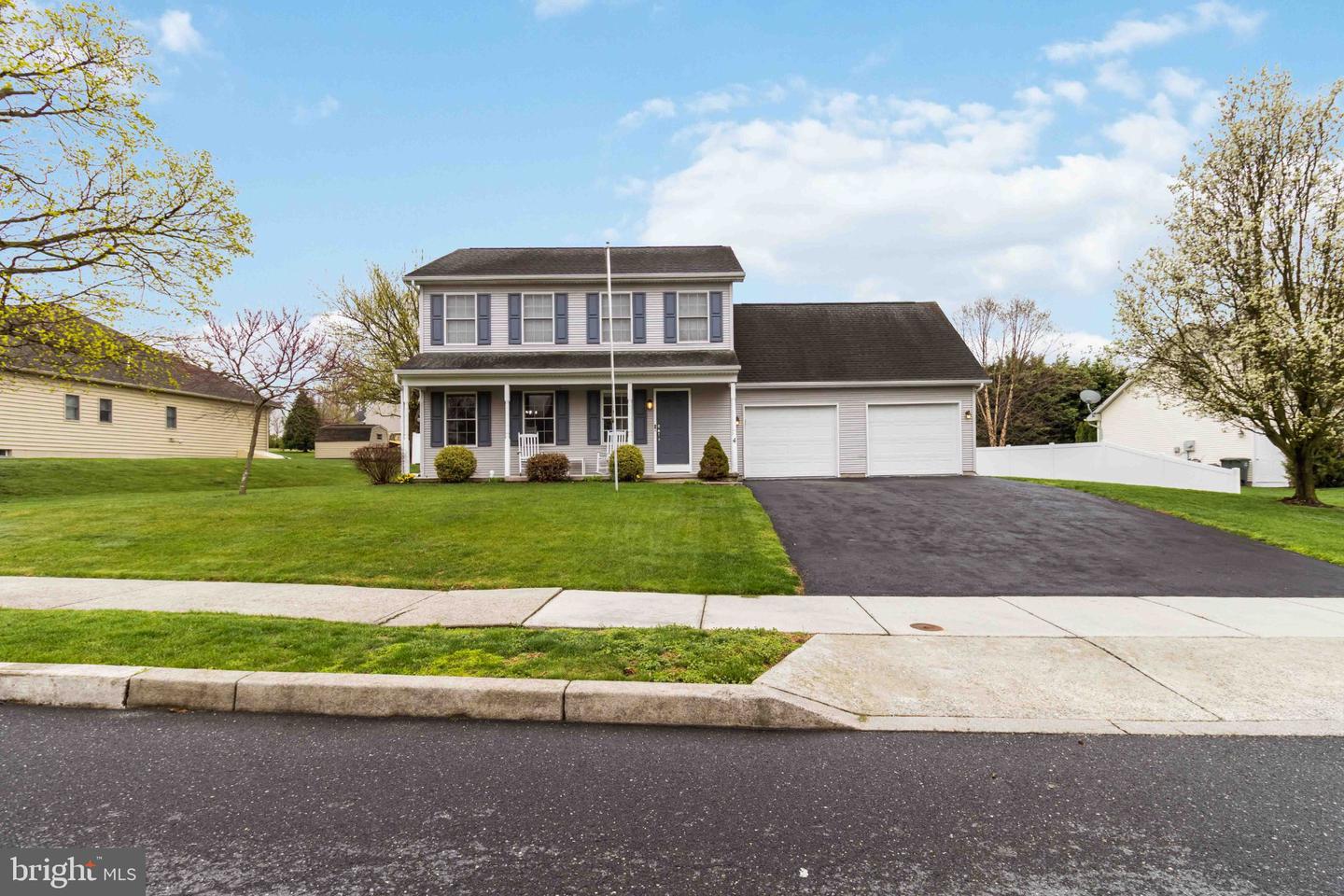 4 Grouse Road, Dillsburg