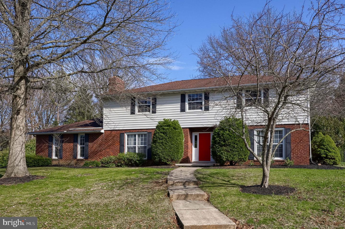 2245 Sutton Road, York