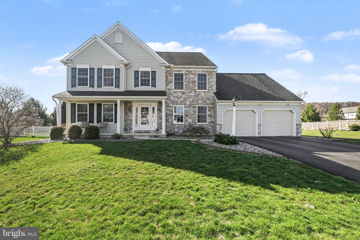772 Rishel Drive, York