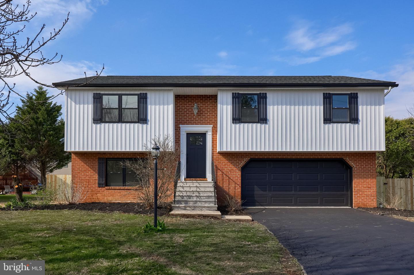 310 Kendale Road, Red Lion