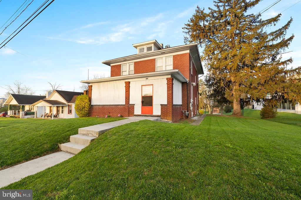 1318 Carlisle Pike, Hanover