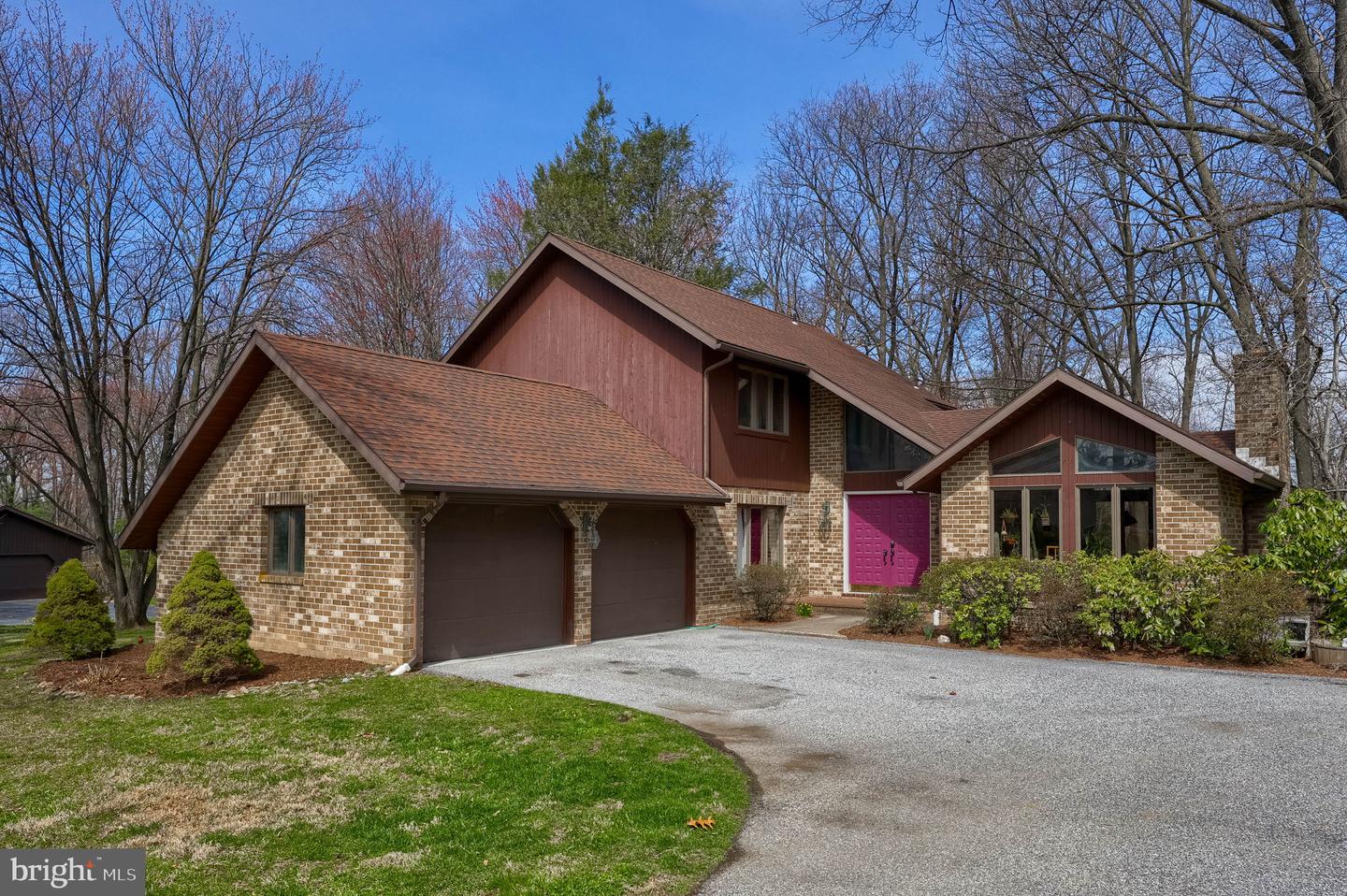 2211 Rocky Ridge Court, York