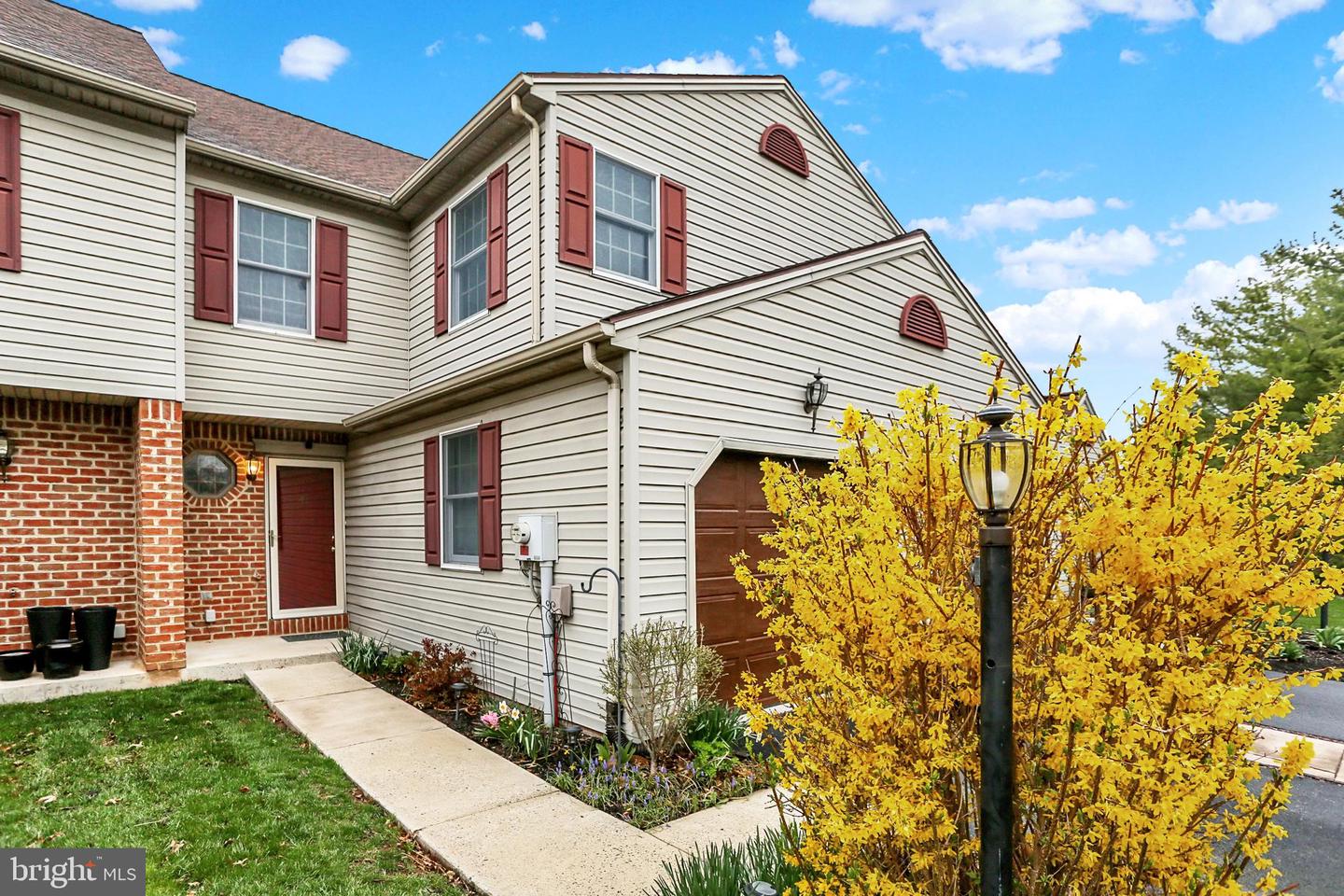 40 Alfred Drive #24, Lewisberry