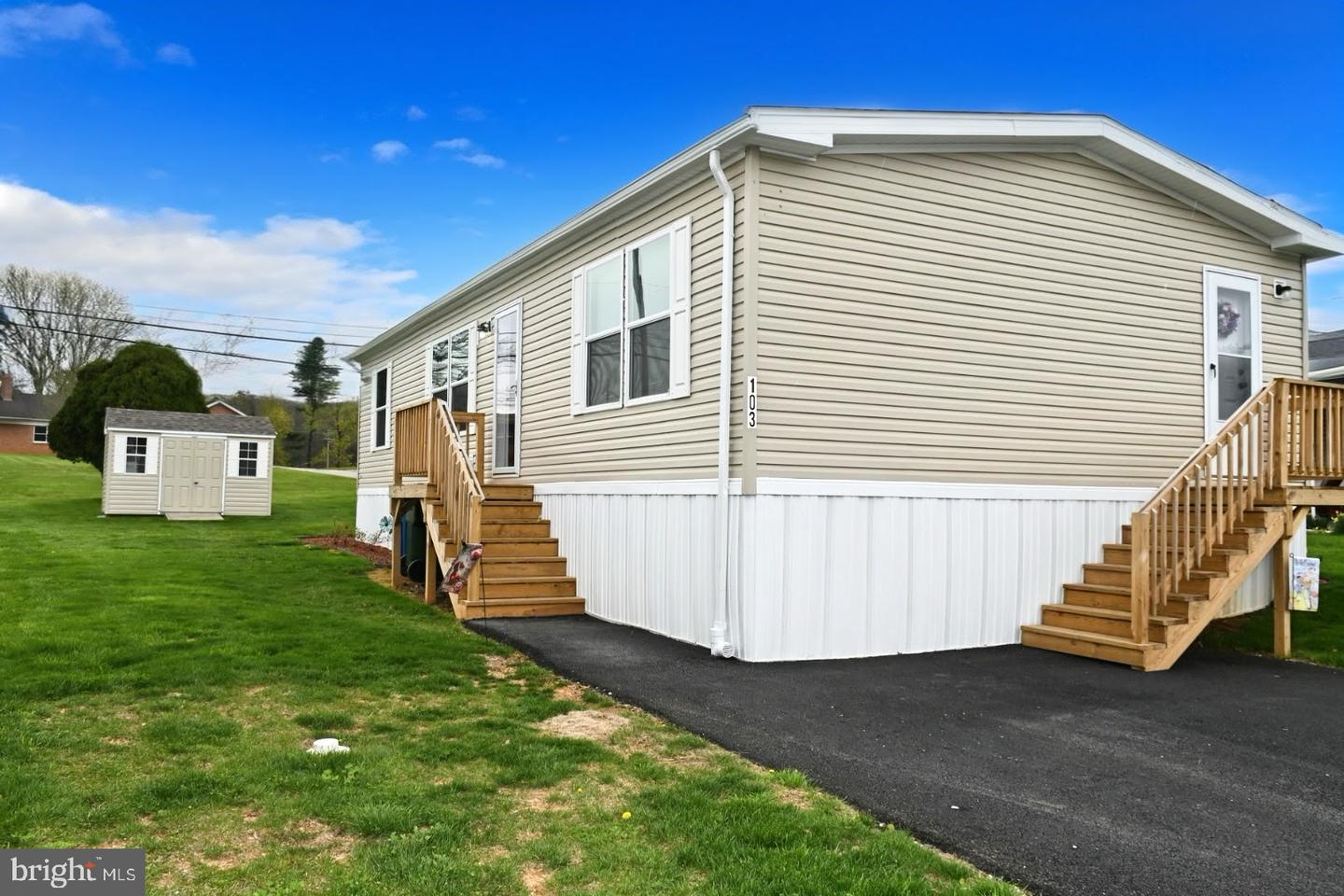 103 Carbridge Road E, Stewartstown