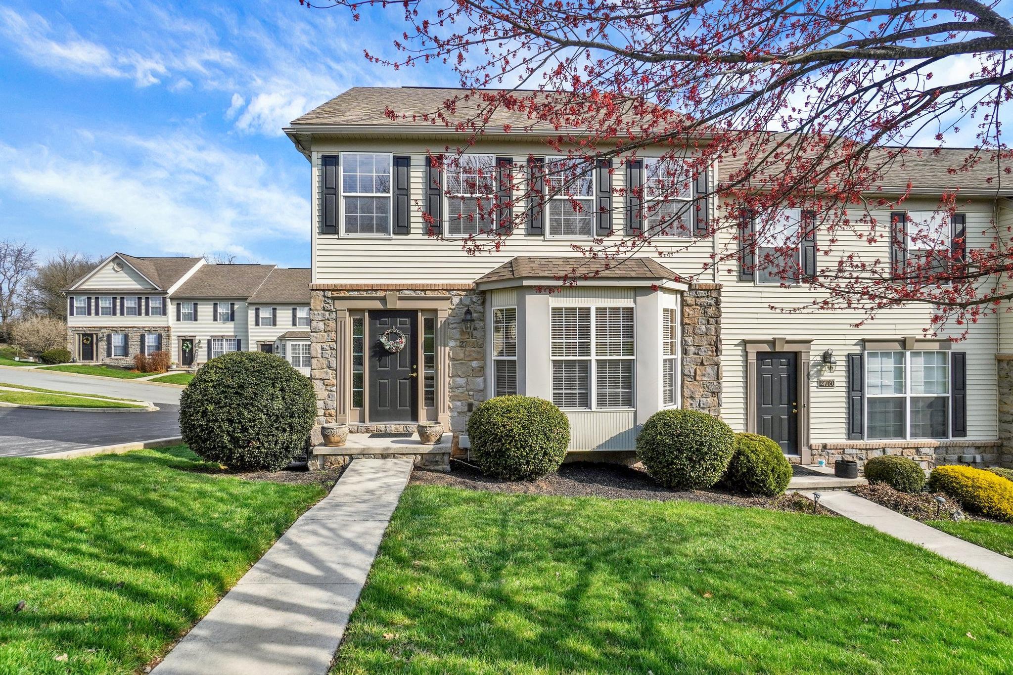 2764 Seabiscuit St, York