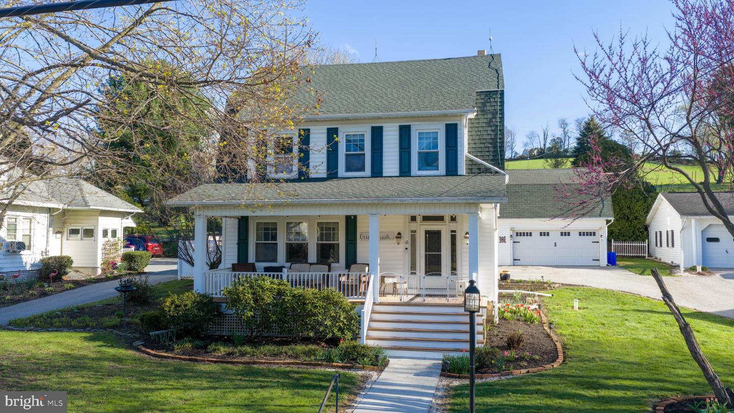 16 Main Street, Felton