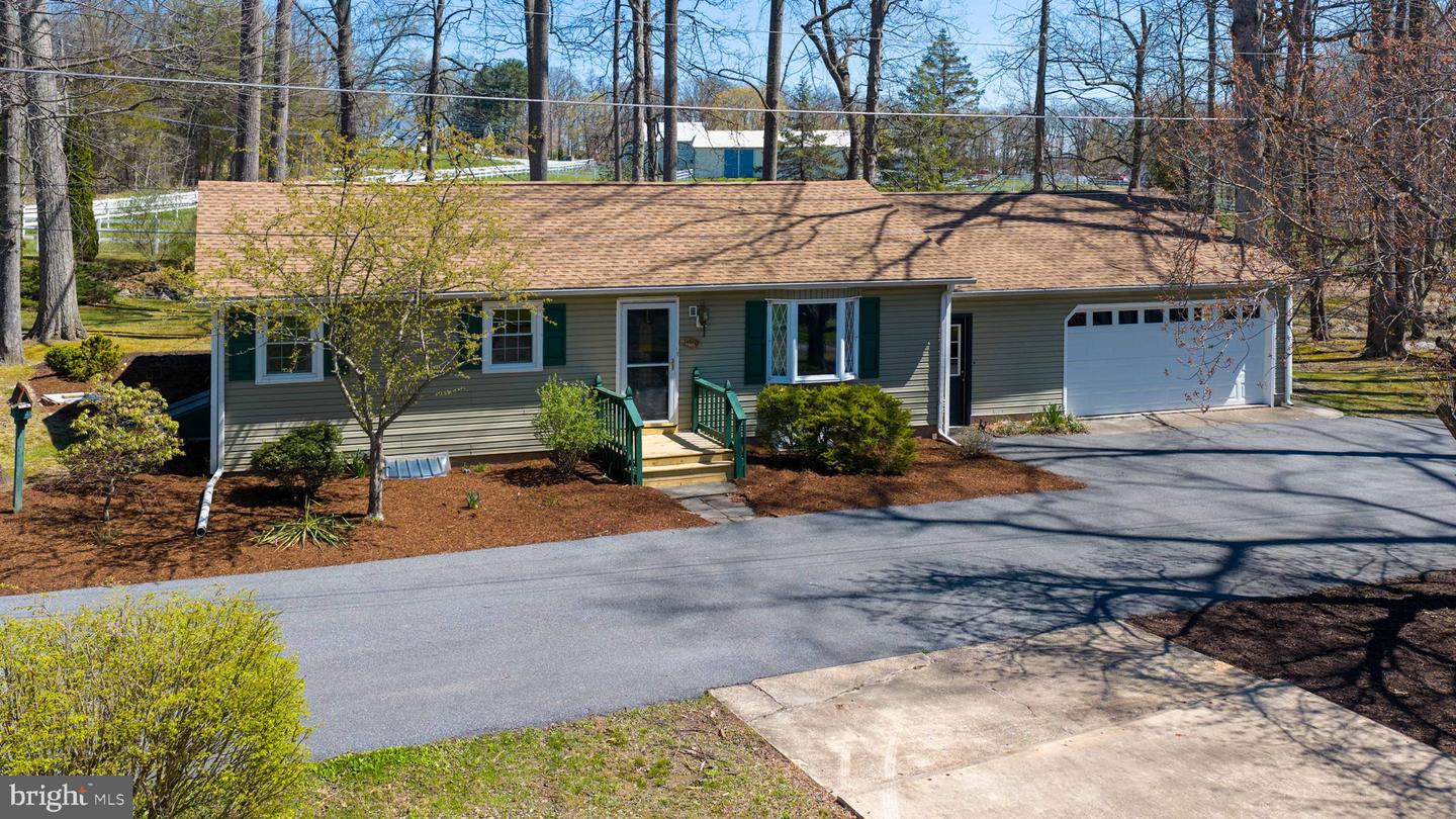 1411 S Mountain Road, Dillsburg