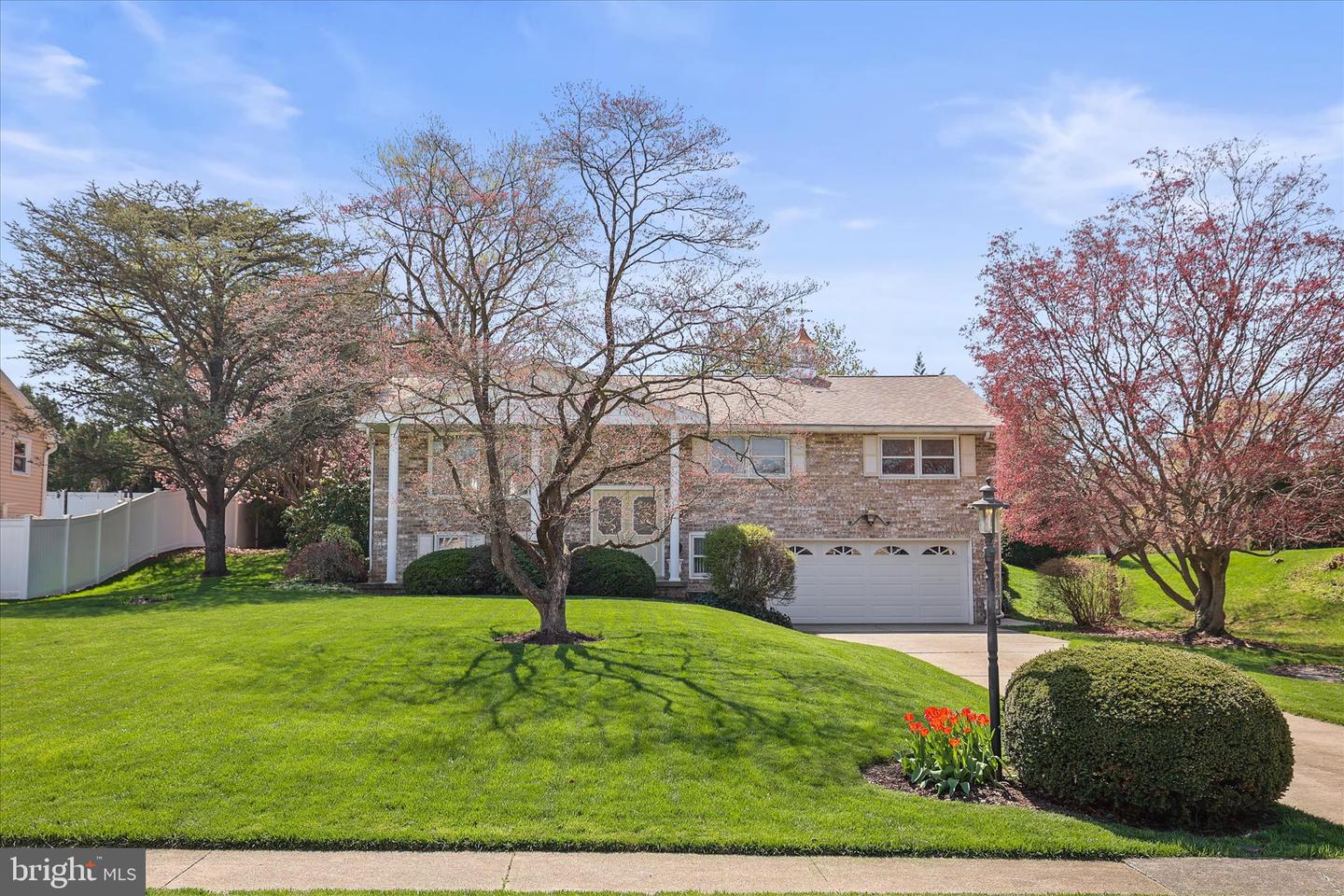 2564 Audlyn Drive, York