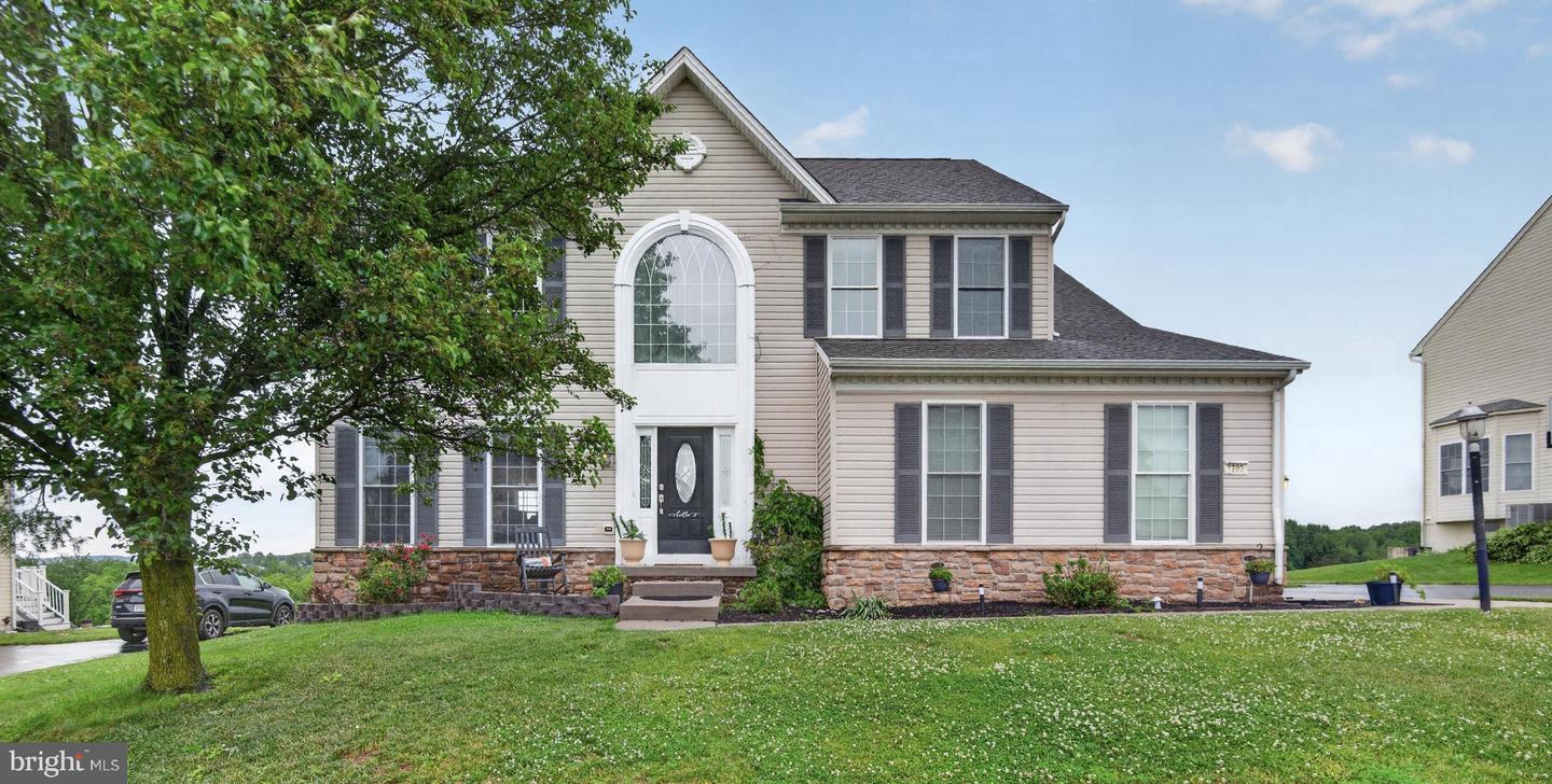 7703 Grand Lake Drive