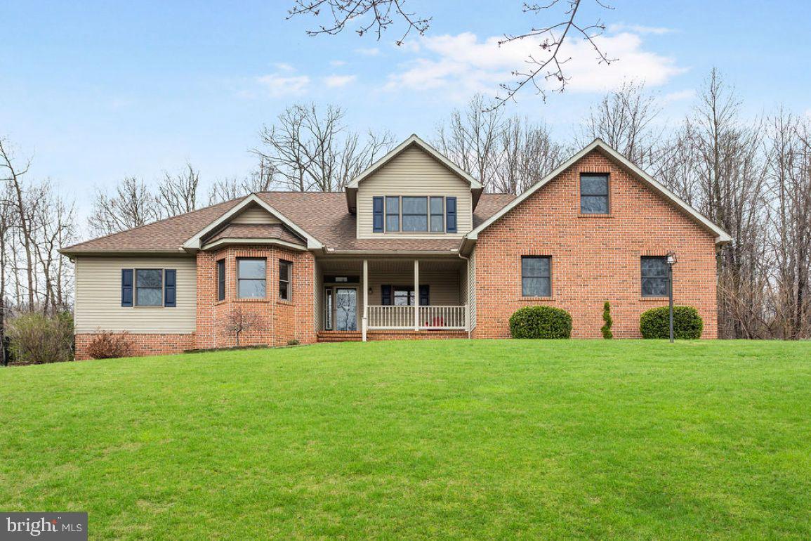 9718 Woodland Drive, Hanover