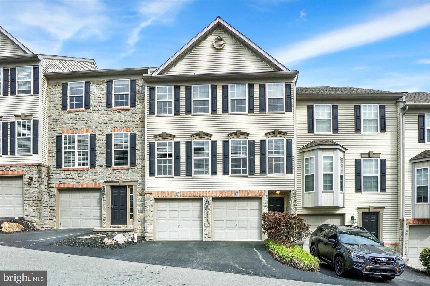 2705 Steeple Chase Drive, York