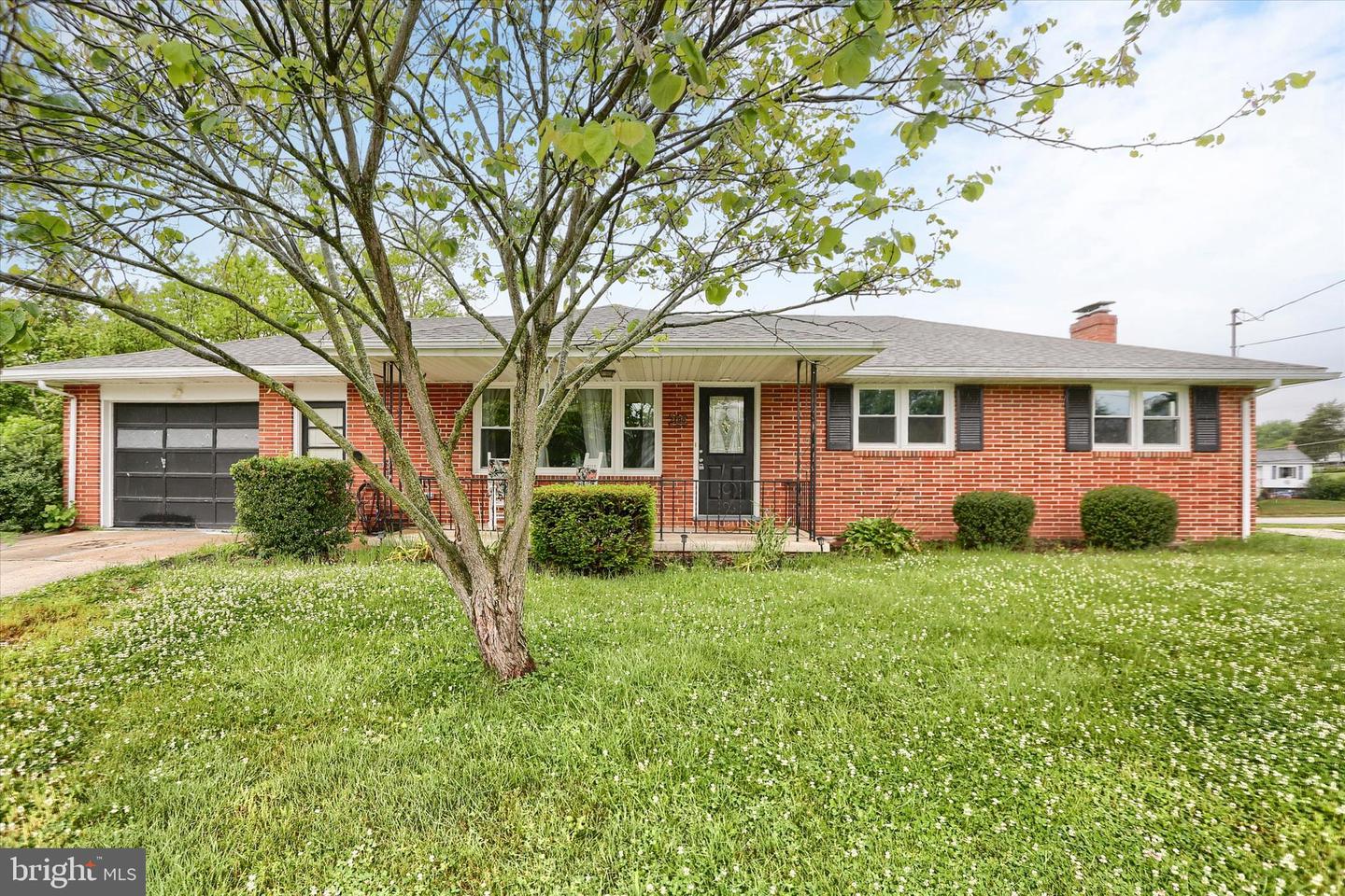 2490 Cedar Road