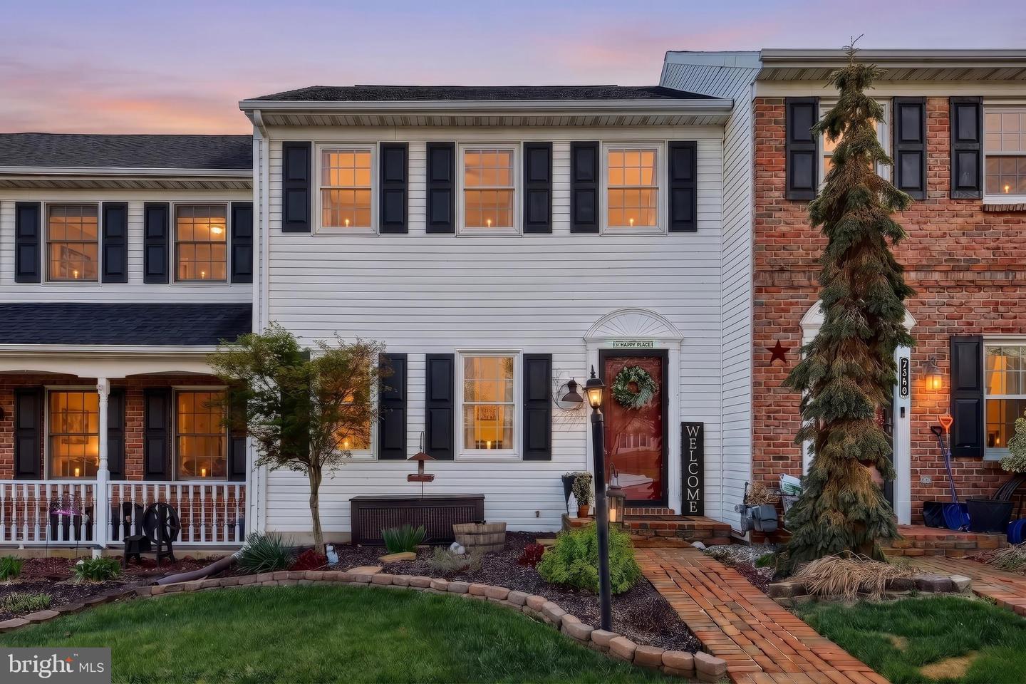 2350 Woodmont Drive, York
