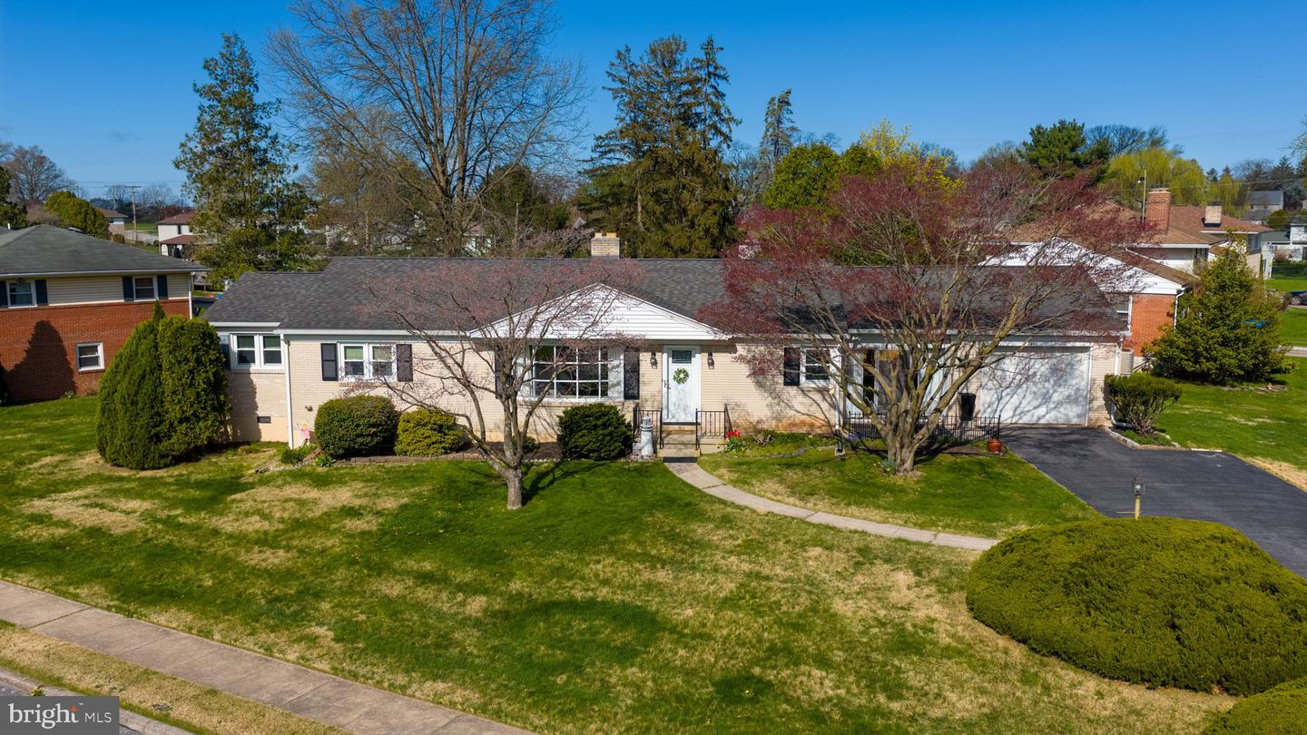 2401 Seneca Drive, York