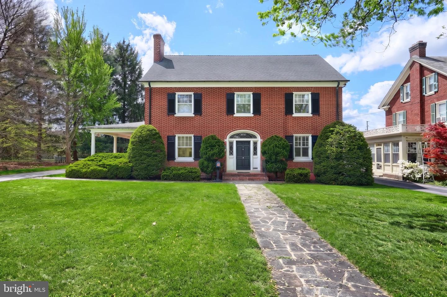 206 Eichelberger Street