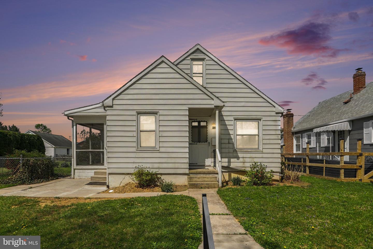 932 E Walnut Street, Hanover